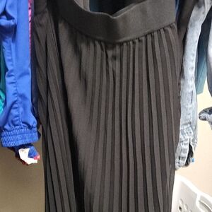 DKNY Black A-Line Pleated Skirt